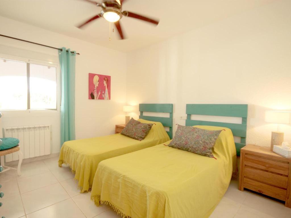 Holiday Home Anna Хавеа Экстерьер фото
